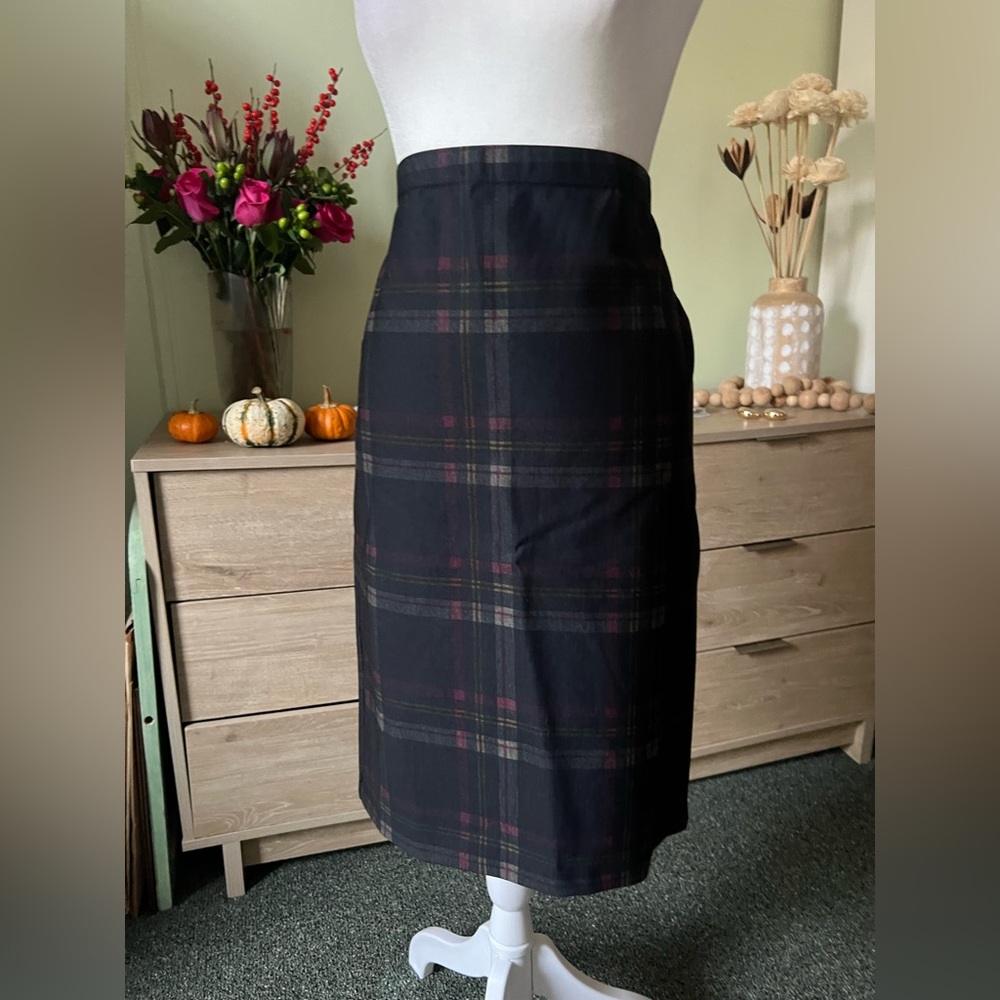 MAX STUDIO Dark Plaid Stretch Midi Knee-Length Pencil Modest High-Waist Skirt M - Picture 14 of 16